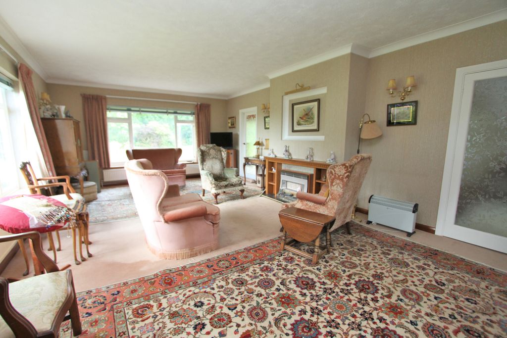 Additional image 7 of 4 bed detached house for saleFairway Close, Eastbourne BN20