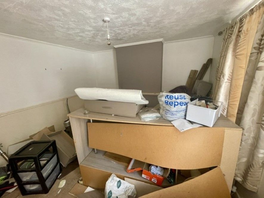 Property photo 2 of 8