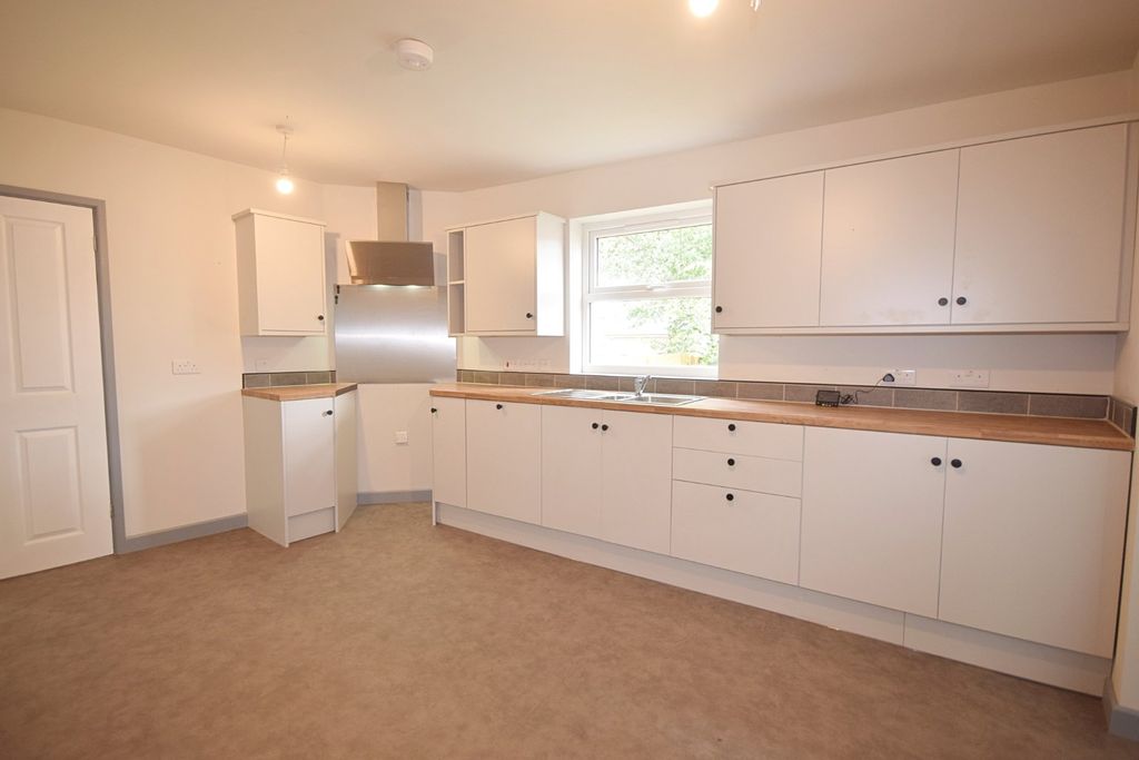 Property photo 3 of 35 Picture No. 07