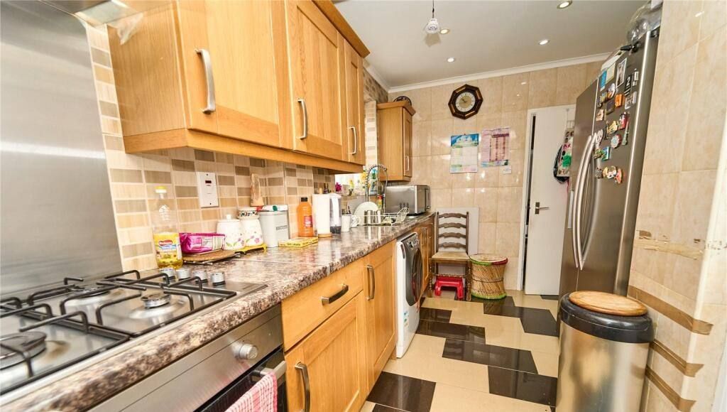 Property photo 2 of 14 Gallery