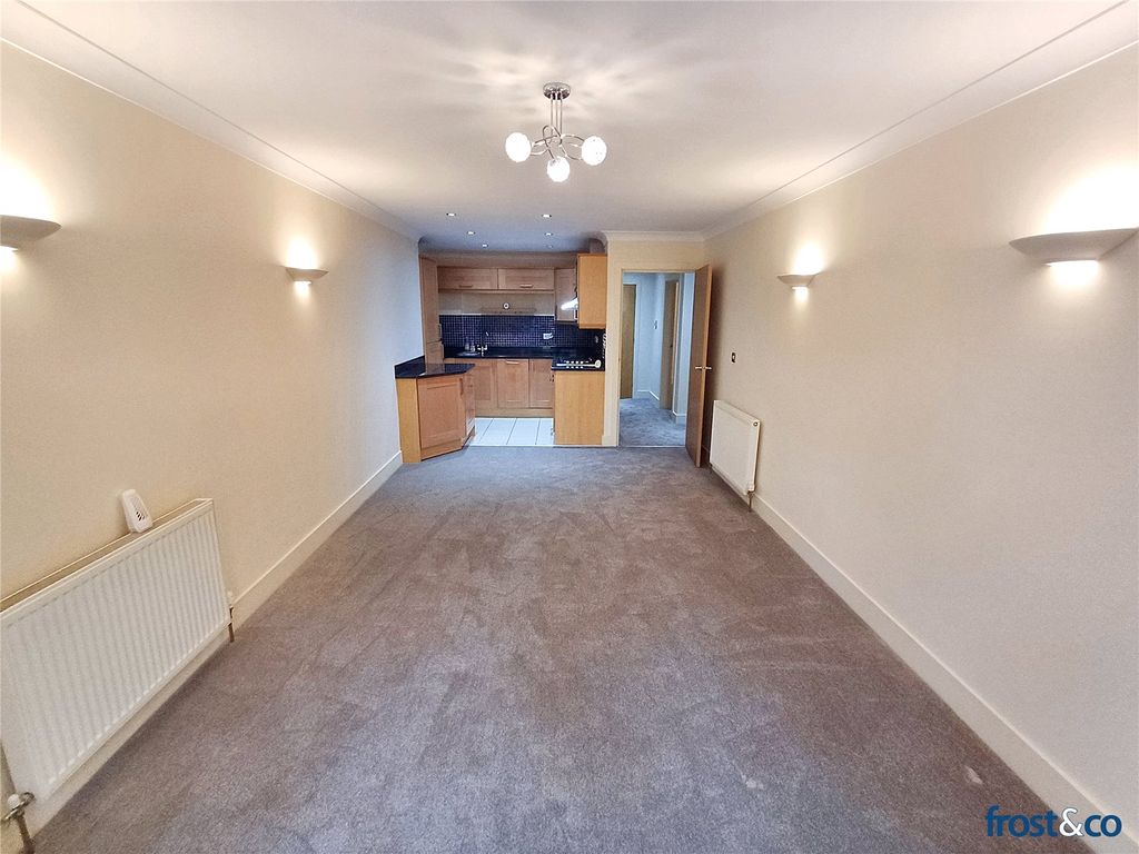 Property photo 3 of 10 Living/Dining Room