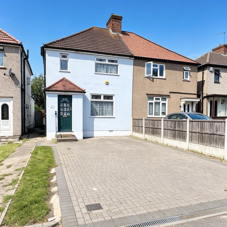 Property photo 1 of 10 Semi-Detached, 3-Bedroom Home, Romford