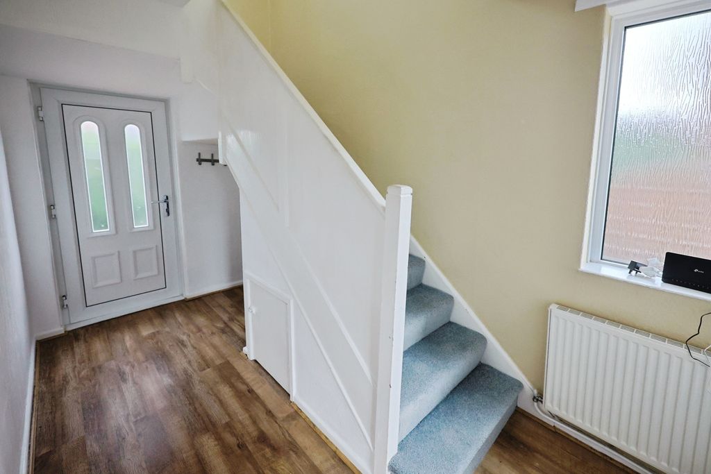 Property photo 2 of 11 Pbox-Img.Jpg