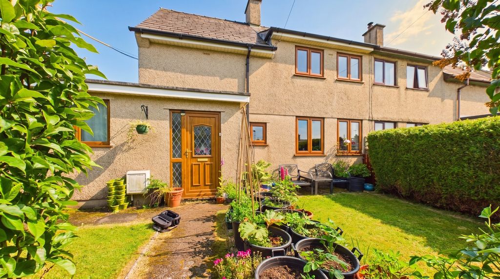 Property photo 1 of 24