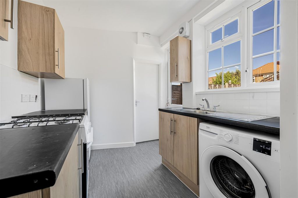 Property photo 3 of 13 Kitchen