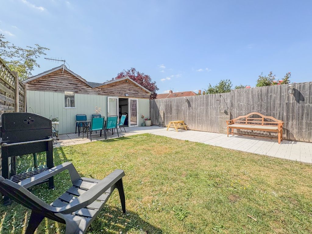 Property photo 3 of 29 4524233