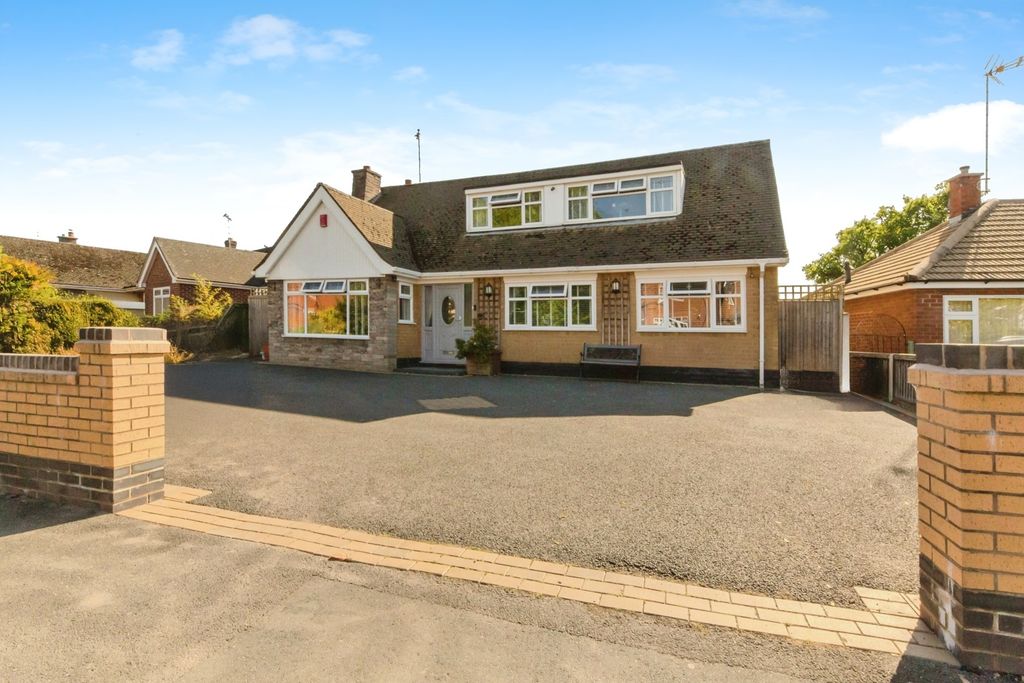 Property photo 1 of 17 Photo