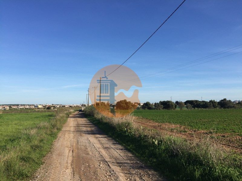 Property photo 1 of 2