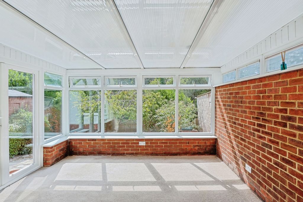 Property photo 3 of 19 Conservatory