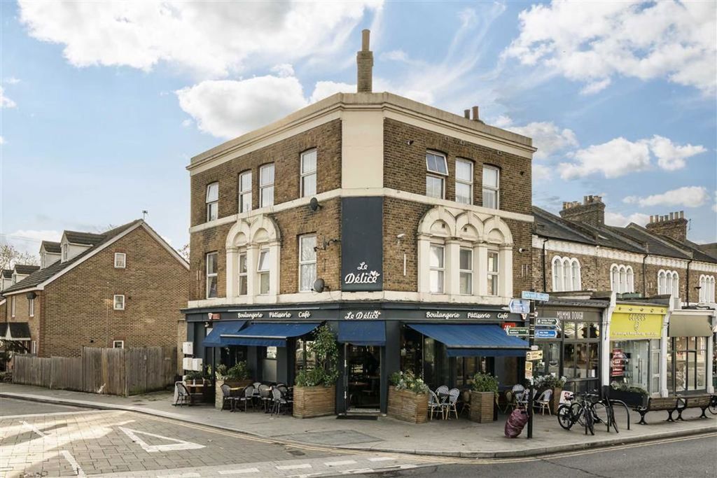 Property photo 1 of 5