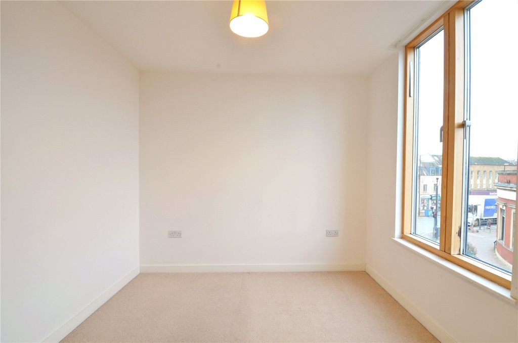 Property photo 3 of 11 Picture No. 04