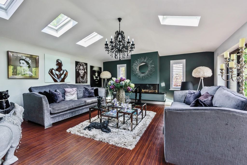 Property photo 2 of 12 889432 (3).Jpg