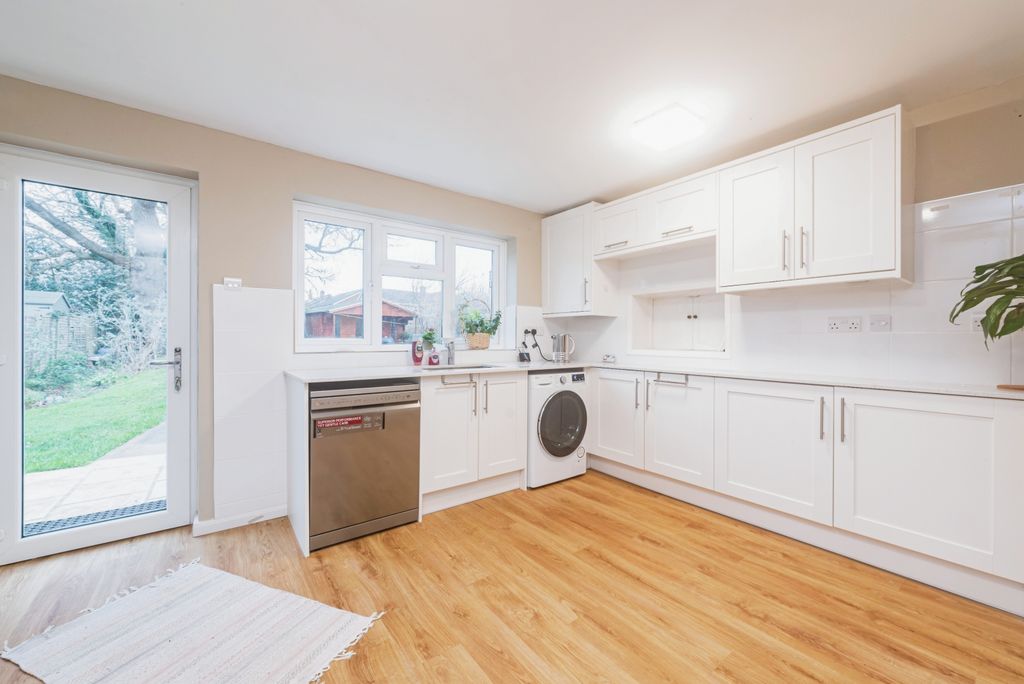 Property photo 2 of 19 Photo #2