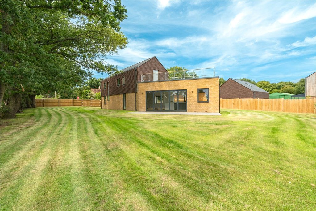 Property photo 1 of 29 Picture No. 20