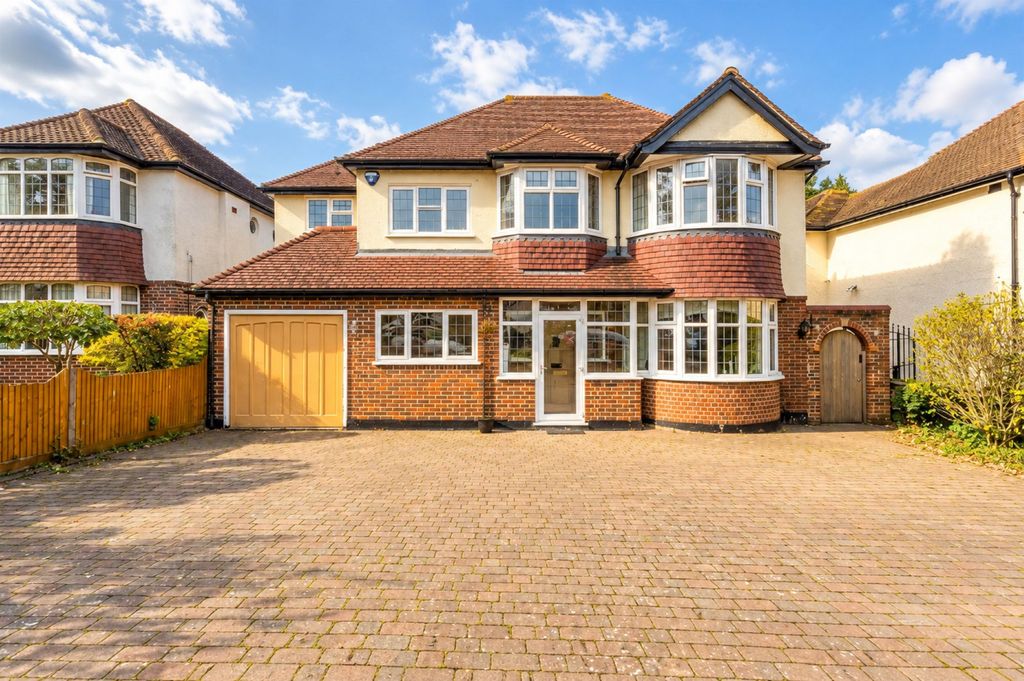 Property photo 1 of 16