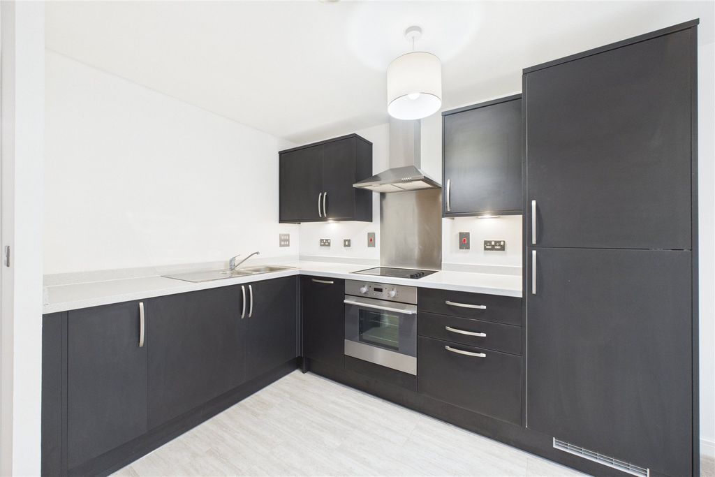 Property photo 2 of 3 Picture No. 14