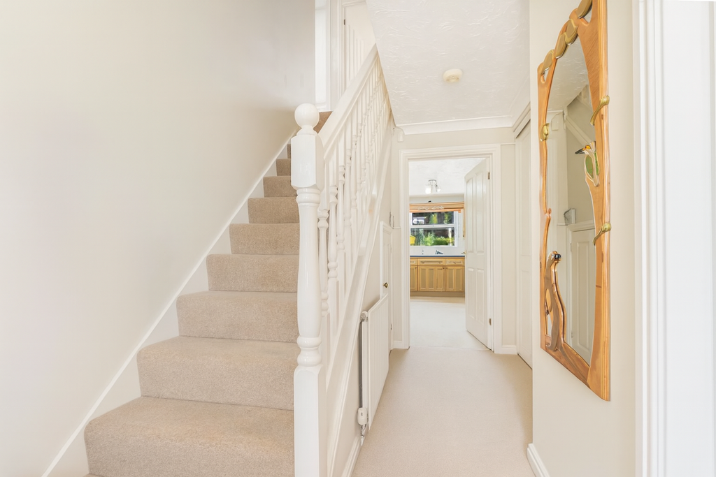 Property photo 3 of 25