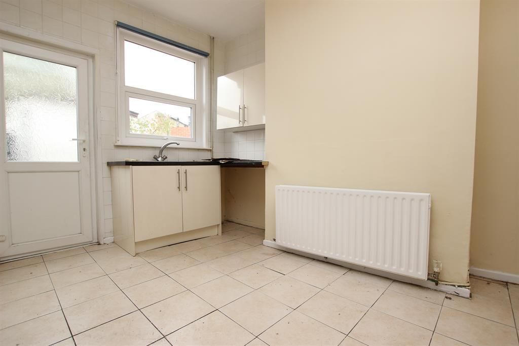 Property photo 3 of 5
