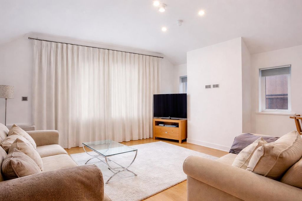 Property photo 1 of 6 G.Png