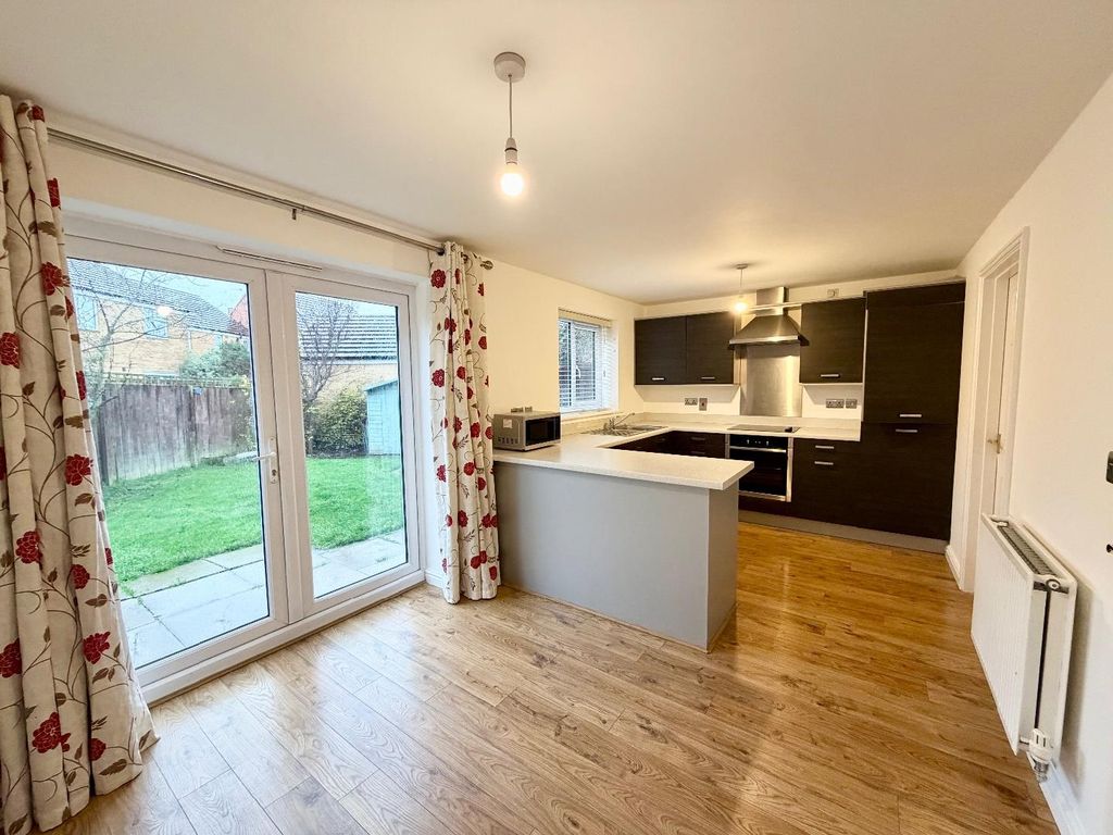 Property photo 2 of 10 Kitchen/Diner