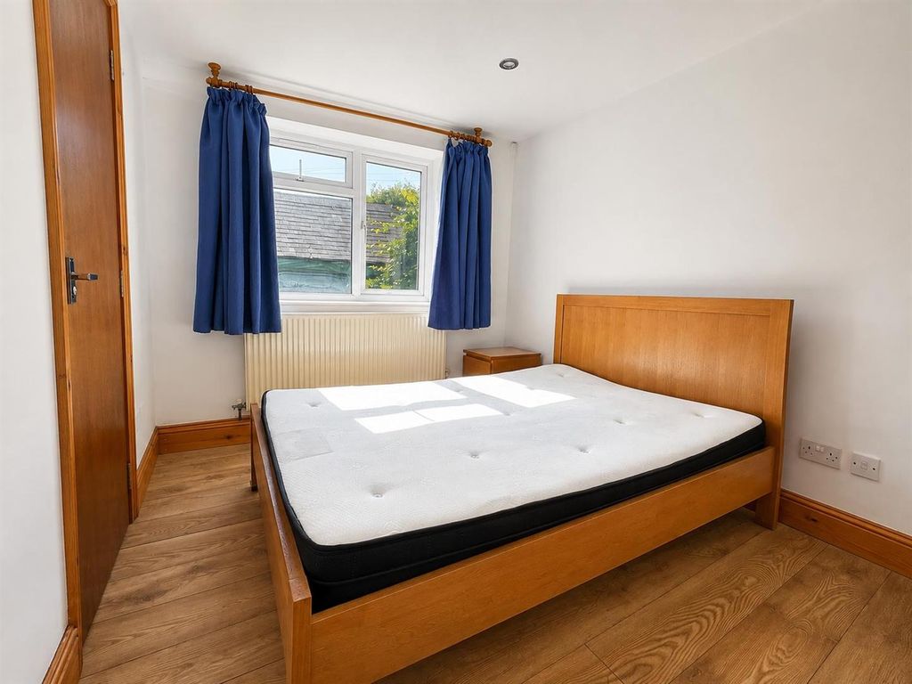 Property photo 2 of 6 Original-1F4C6Fa2-5724-42D9-98Bf-6Ebb559334Eb.Jpeg