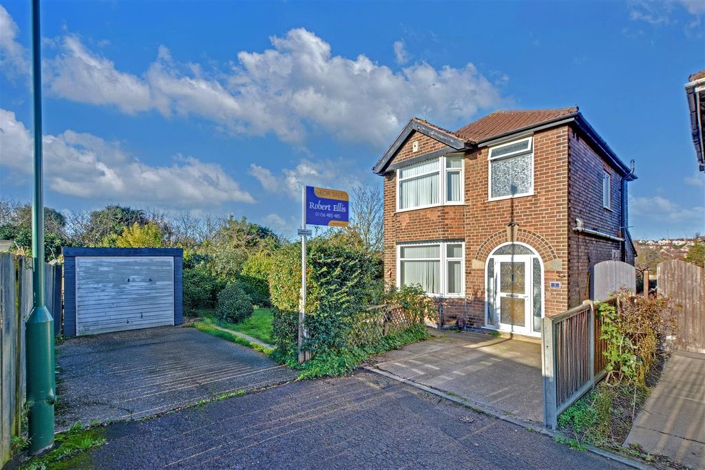 Property photo 1 of 17 Front_1.Jpeg