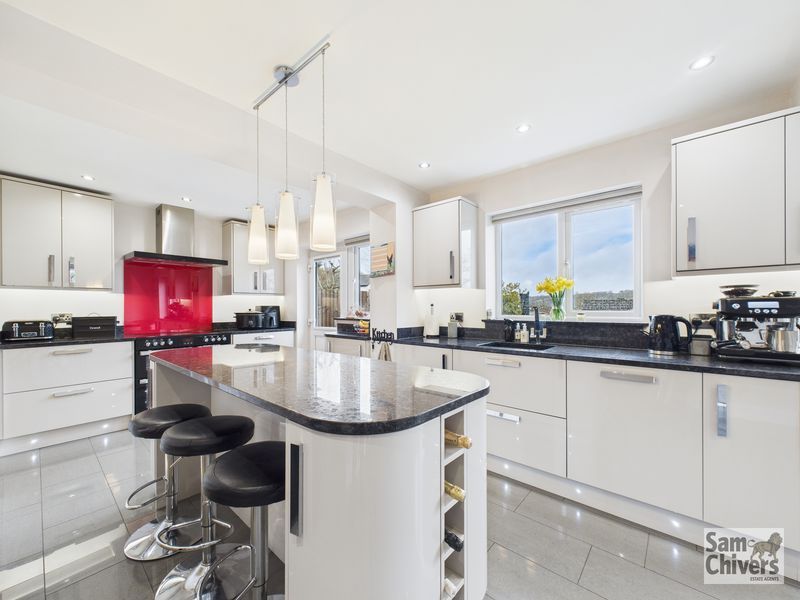 Property photo 3 of 24 Photo 18