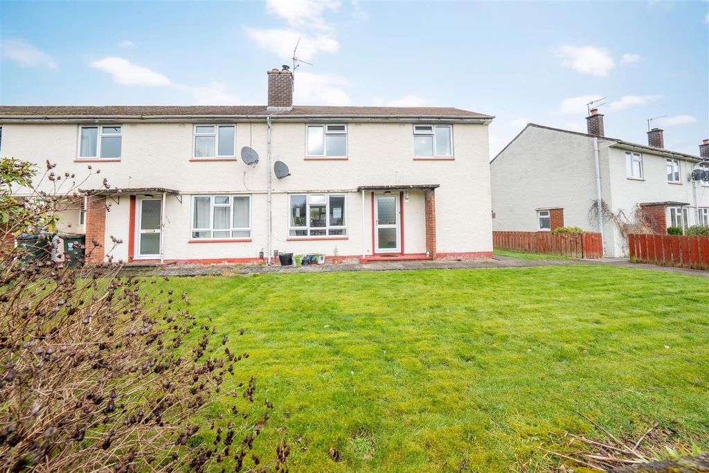 Property photo 2 of 27 Dsc00231-Hdr.Jpg