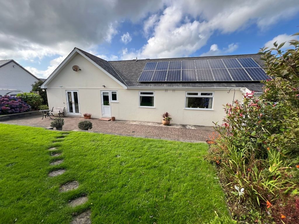 Property photo 2 of 45