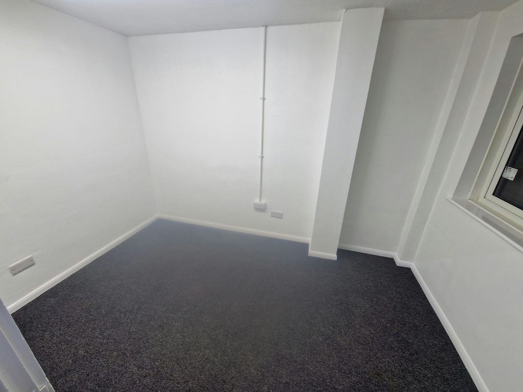 Property photo 3 of 5 20260324_113418.Jpg