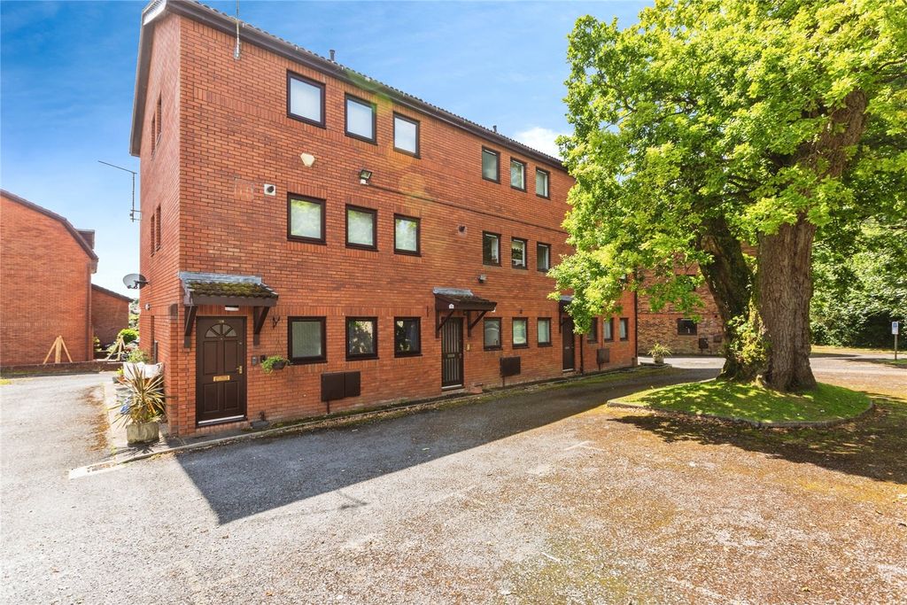 Property photo 1 of 17 Picture No. 20