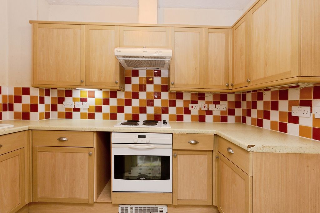 Property photo 2 of 12 Pbox-Img.Jpg