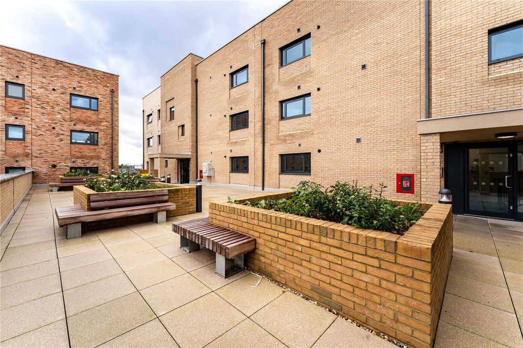 Property photo 1 of 14 Picture No. 01