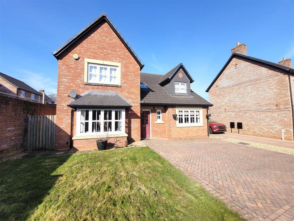 Property photo 1 of 21