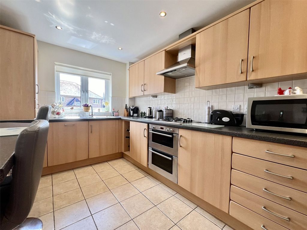 Property photo 3 of 11 Picture No. 38