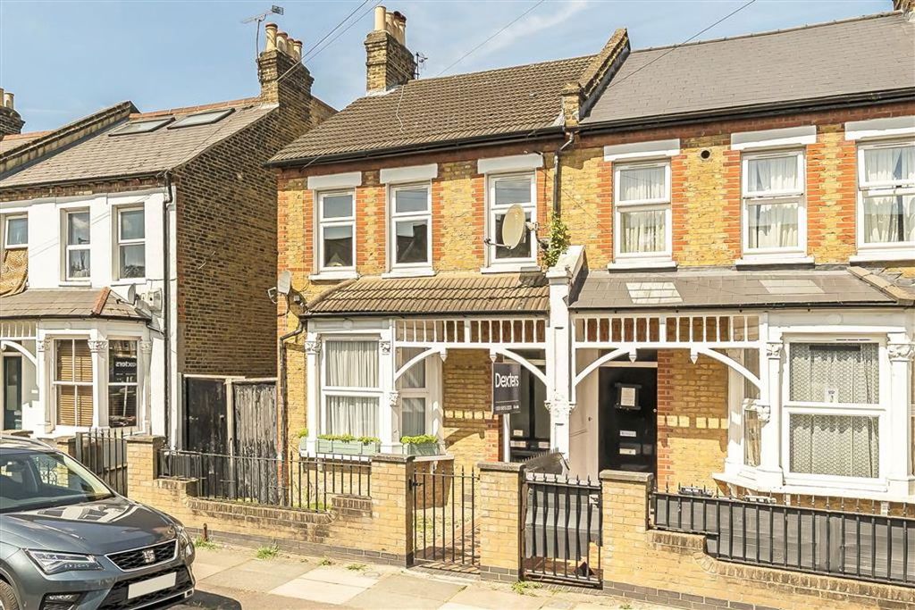 Property photo 1 of 7