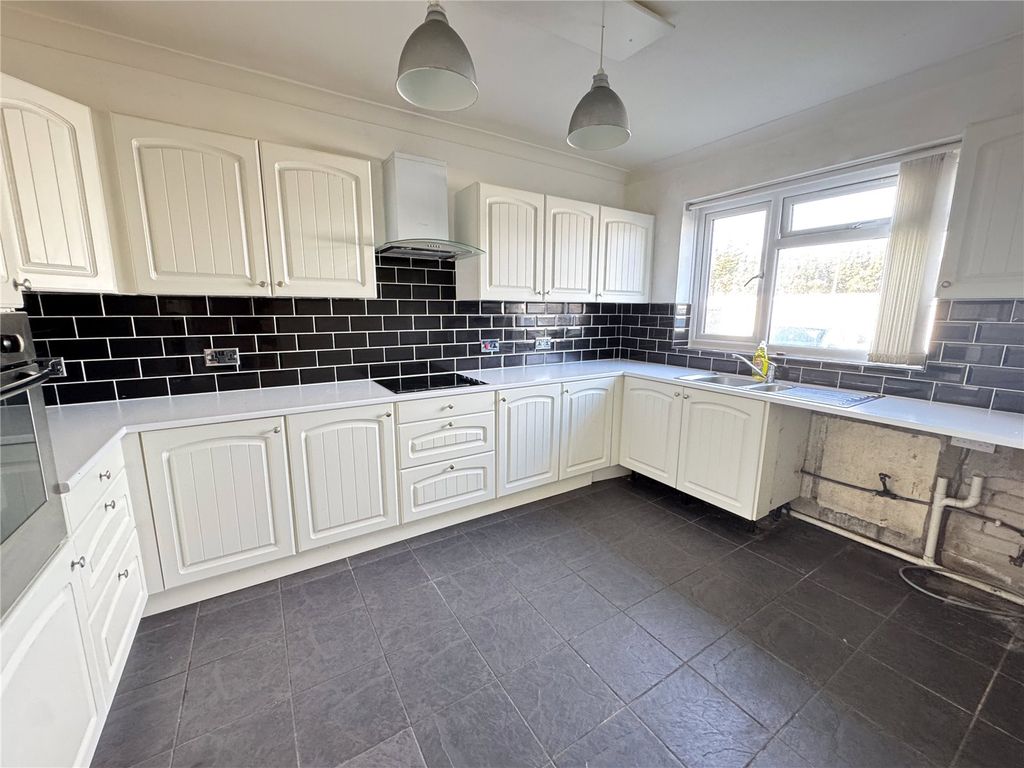 Property photo 3 of 11 Picture No. 07