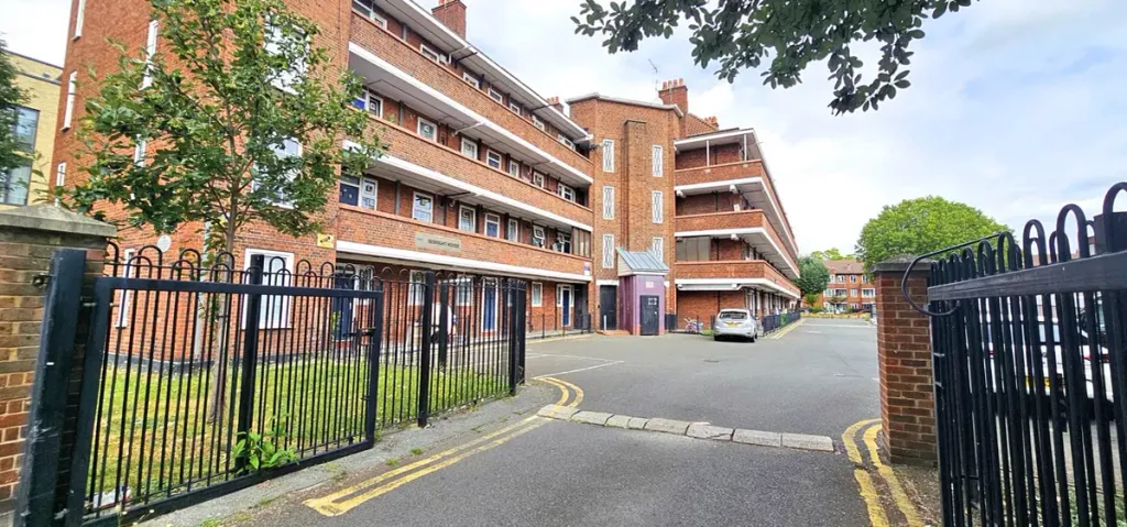 Property photo 2 of 22