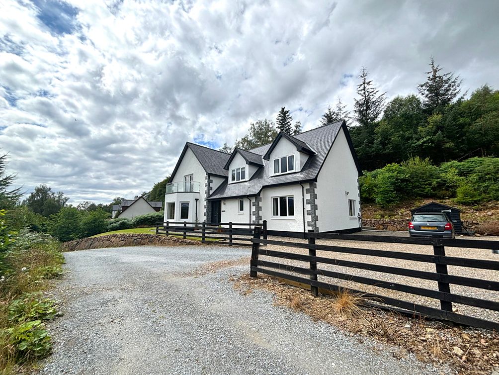 Property photo 3 of 77