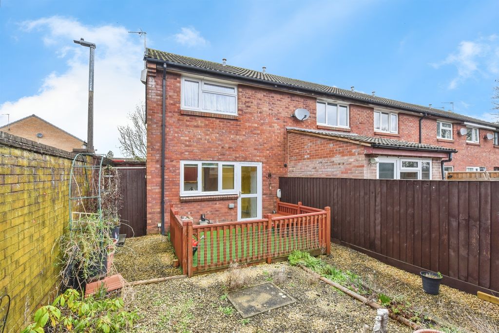 Property photo 3 of 14