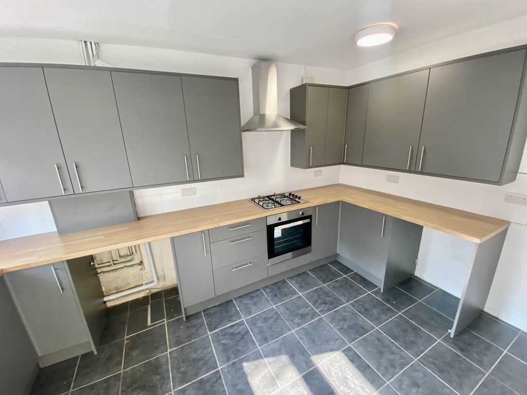 Property photo 1 of 20 Img_4967