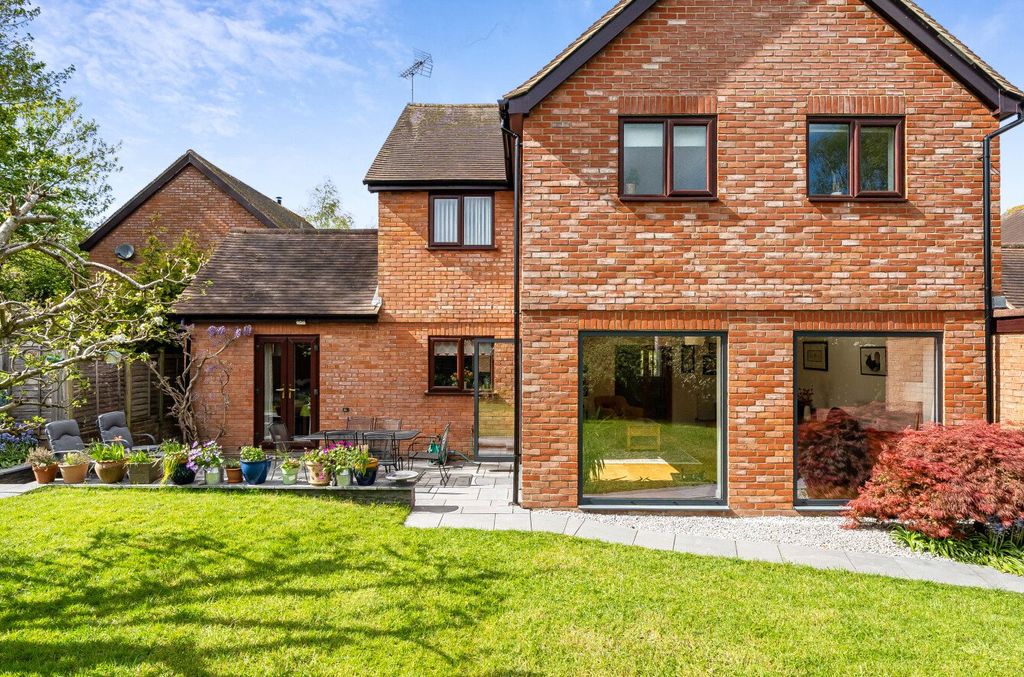 Property photo 2 of 17 Picture No. 02