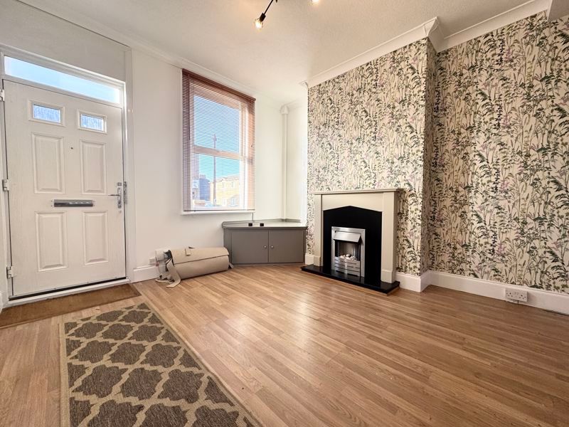 Property photo 3 of 13 Lounge Alt View