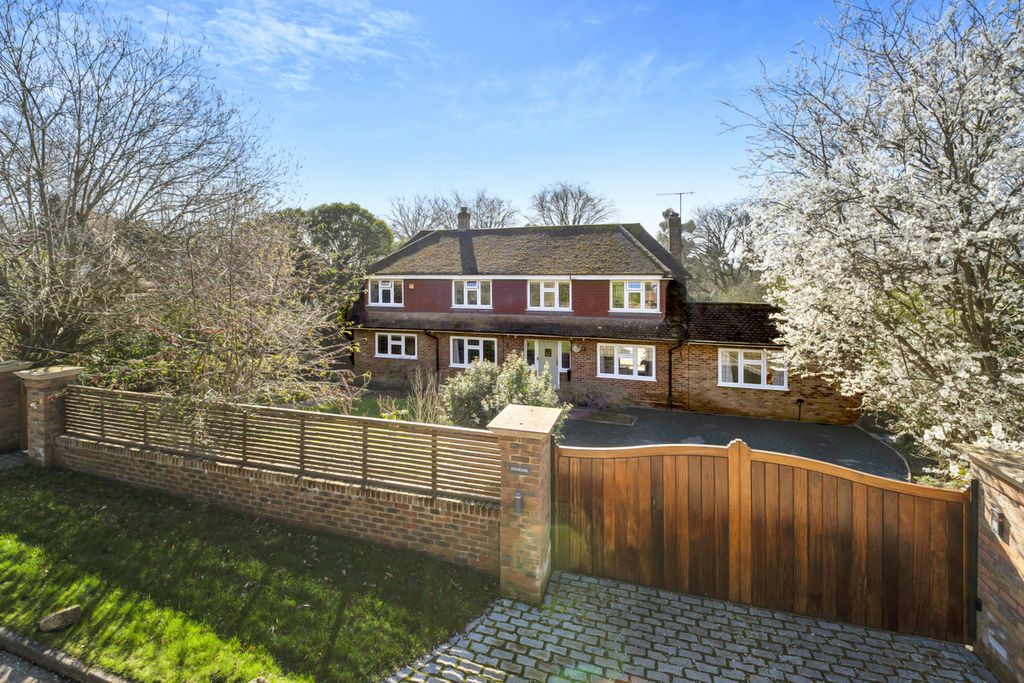 Property photo 1 of 29