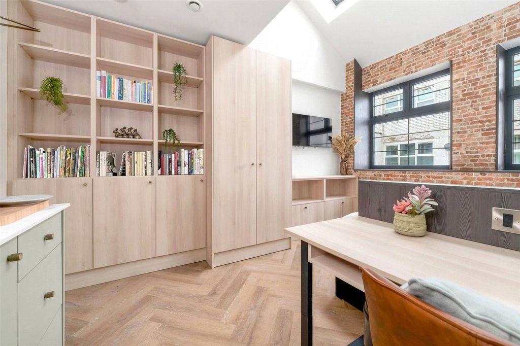 Property photo 3 of 7 Picture No. 07