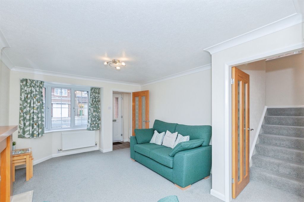 Property photo 3 of 20