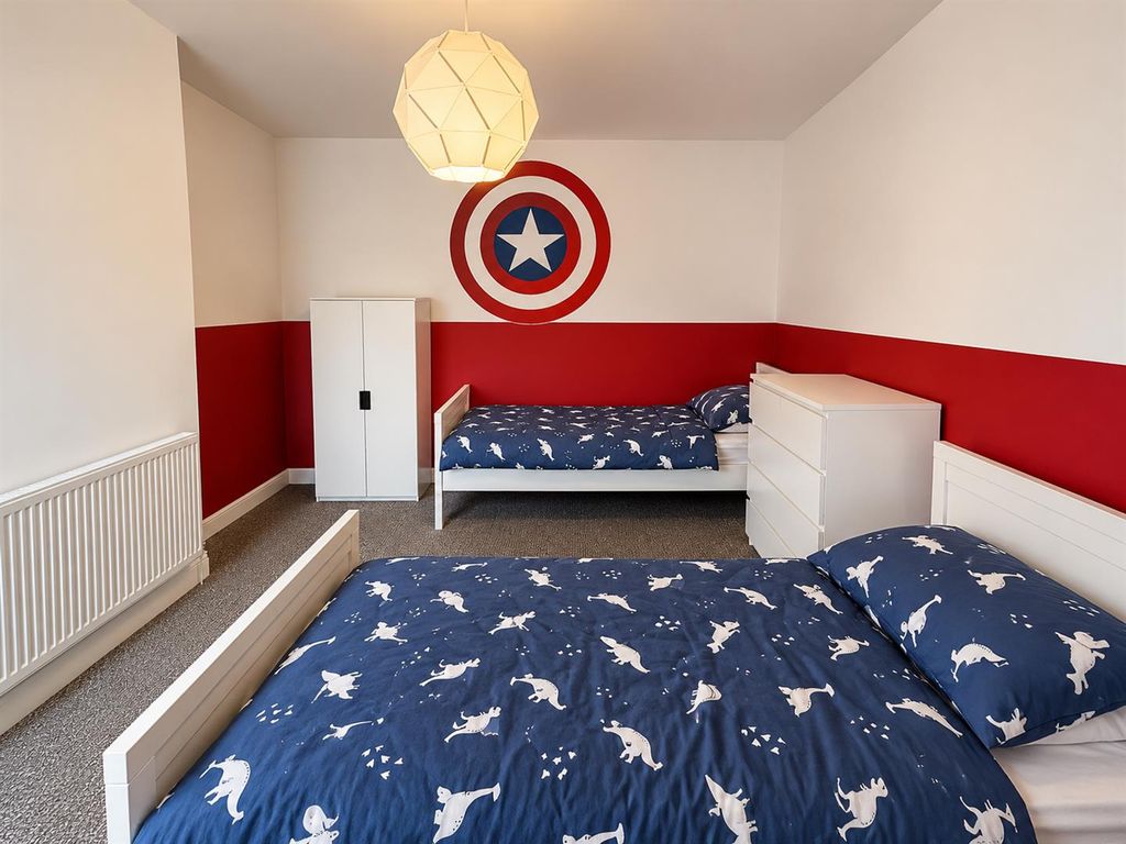 Property photo 3 of 9 165 Bedroom1 New.Png