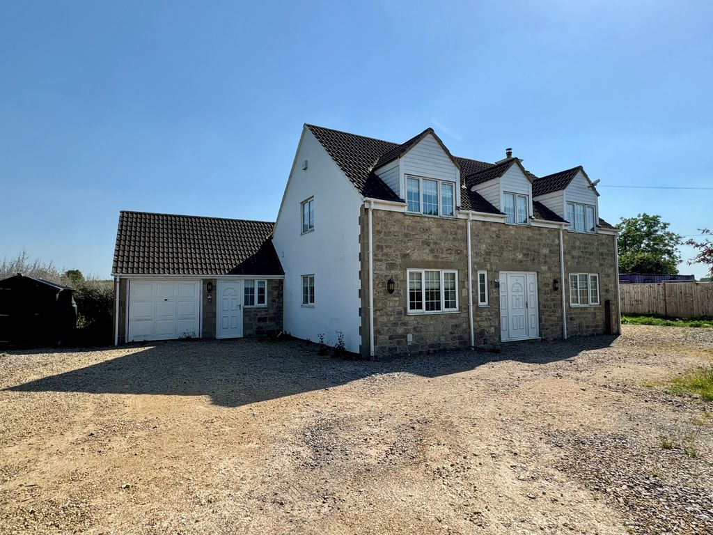 Property photo 1 of 17 c