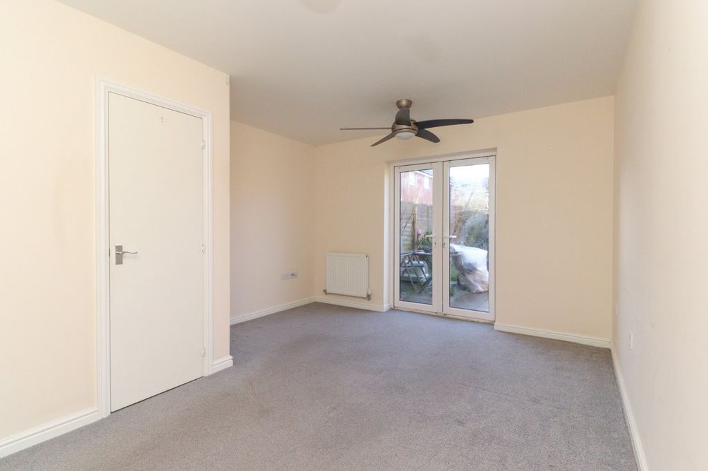 Property photo 3 of 10 Picture 3