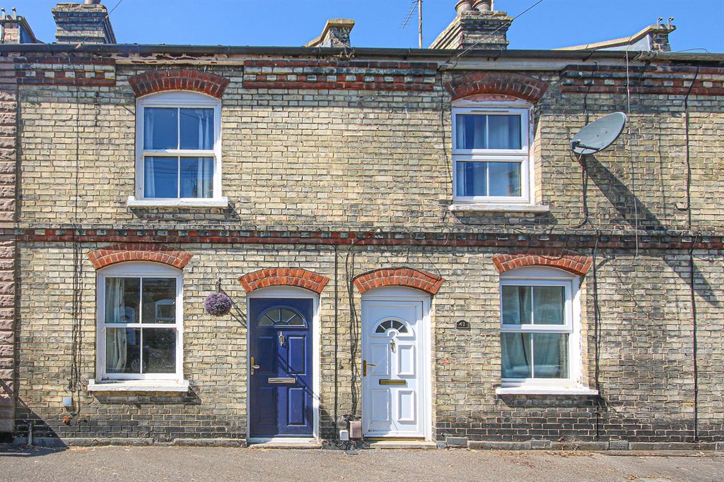 Property photo 1 of 12 Front.Jpg